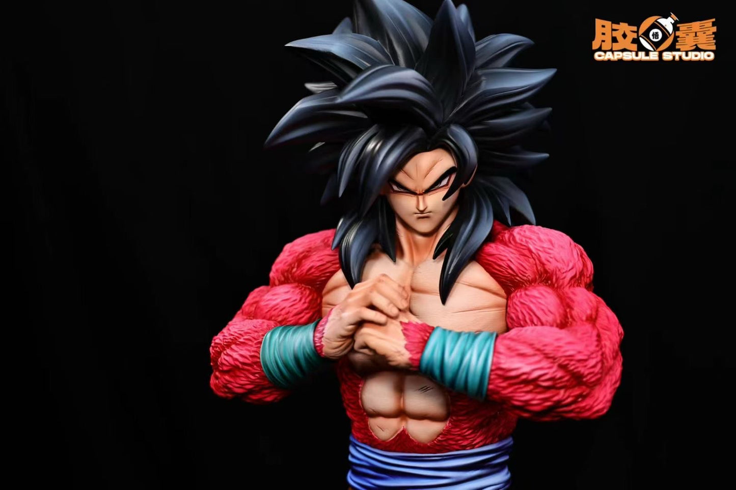 Capsule Studio - Clenched Fist Super Saiyan 4 Goku | 抱拳超四悟空