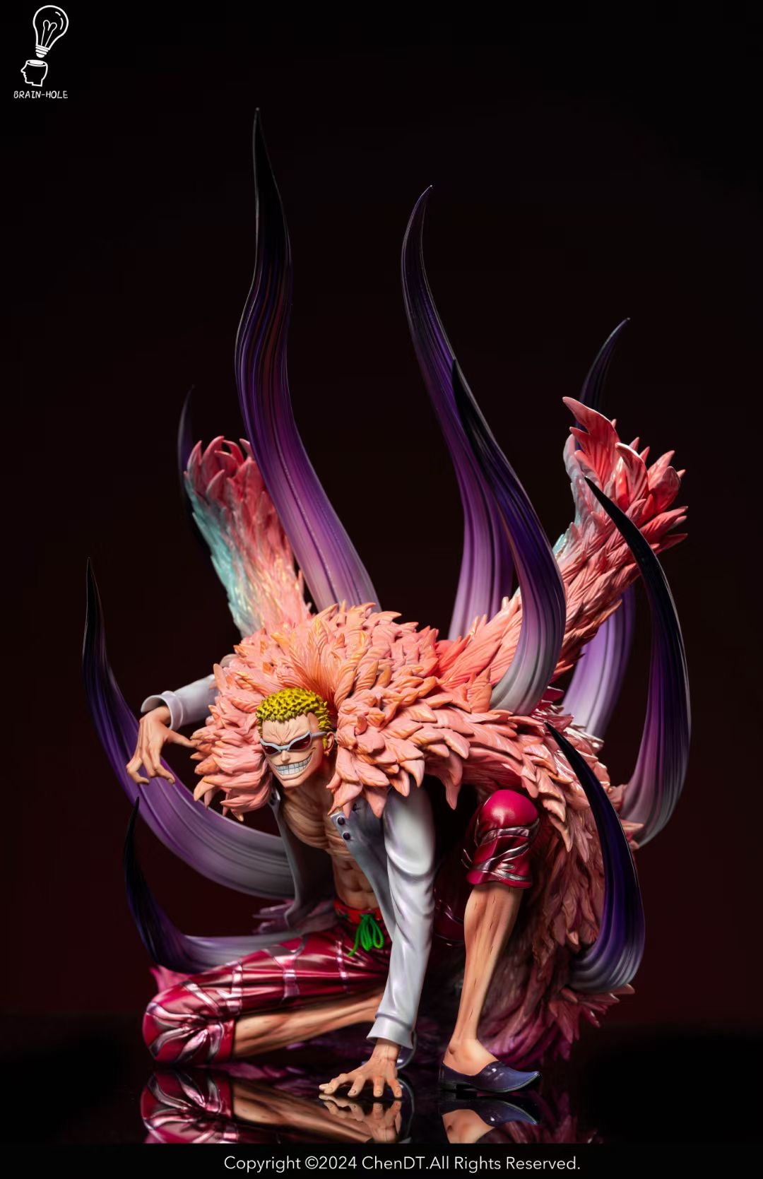 Brain Hole Studio - Squatting Posture Donquixote Doflamingo | 蹲姿唐吉诃德·多弗朗明哥