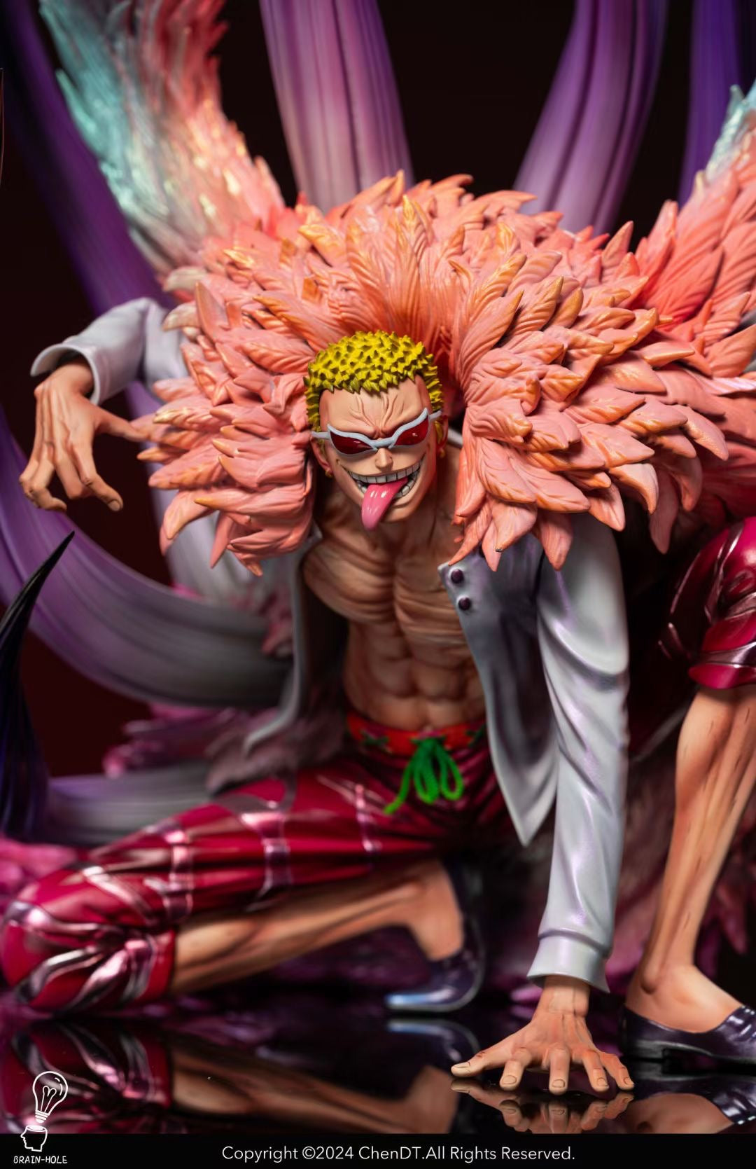 Brain Hole Studio - Squatting Posture Donquixote Doflamingo | 蹲姿唐吉诃德·多弗朗明哥