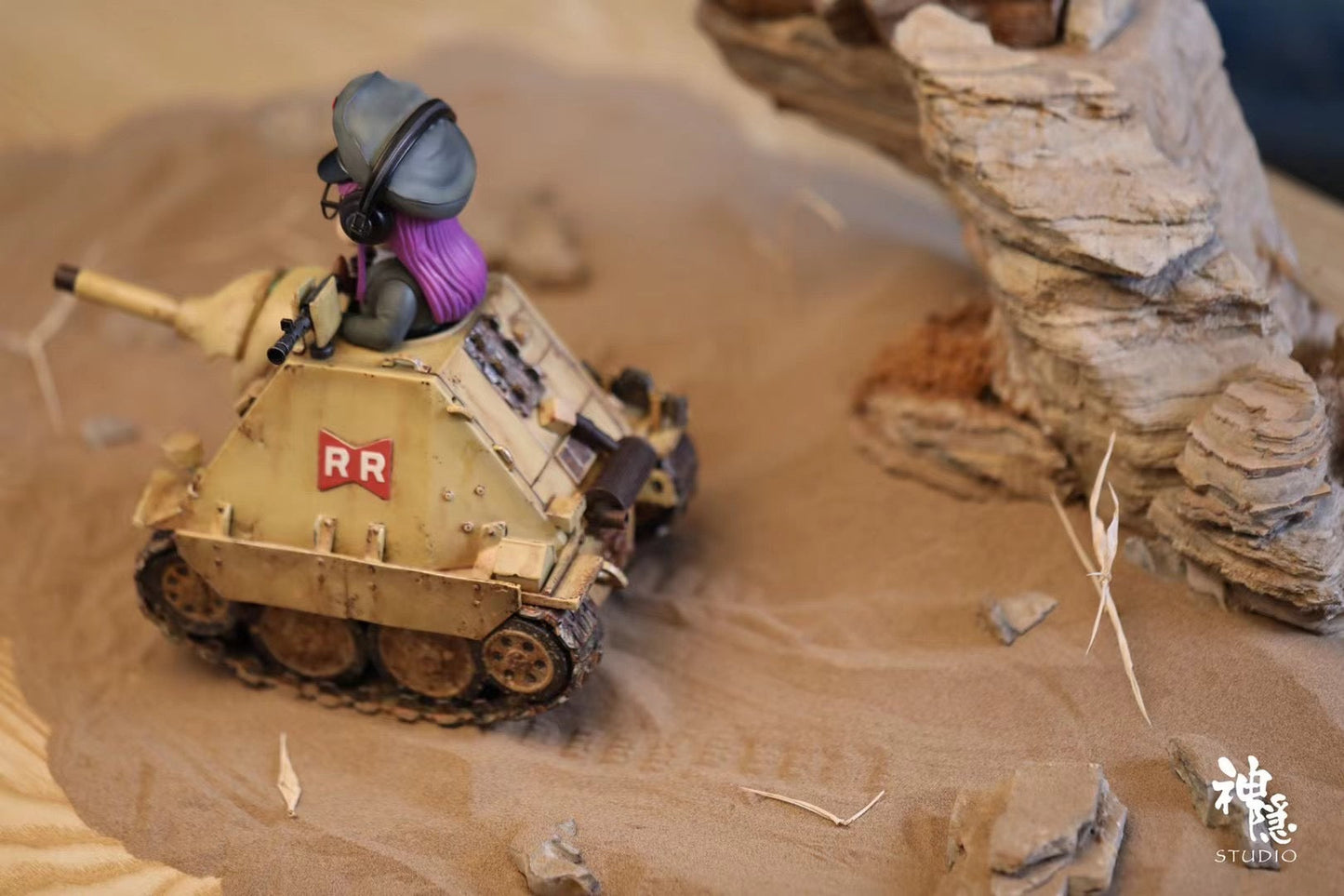 Shen Yin Studio - Tank Arale | 坦克阿拉蕾