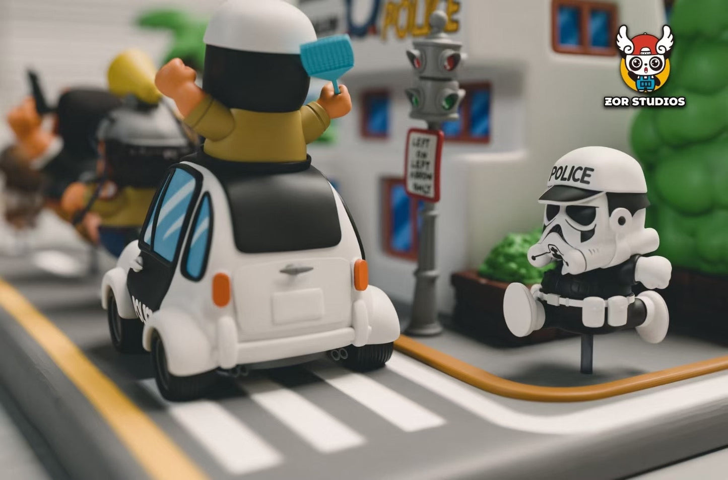 ZOR Studio - Running Penguin Village (Part 2) Bank & Police Station | 奔跑企鹅村(第二弹) 银行&警署