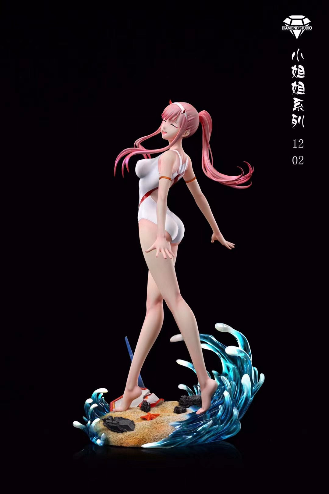 Diamond Studio - Darling in the Franxx Zero Two (Beach Series)