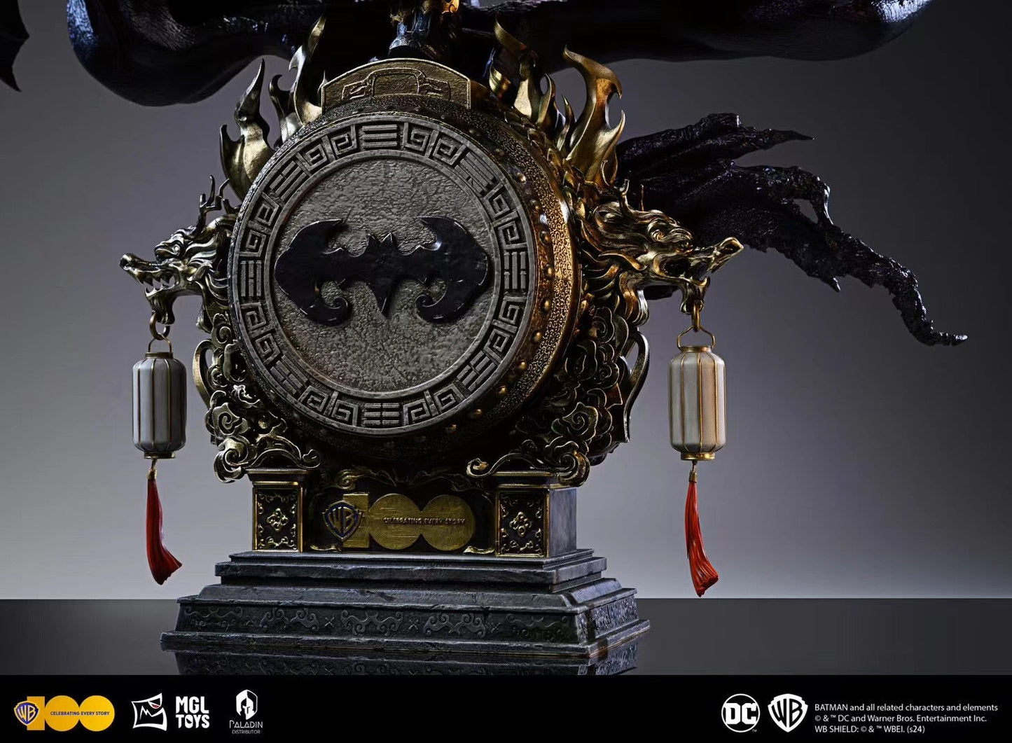 Warner Bros x MGL Paladin - Licensed Batman Night Travel in Embroidered Uniform | 版权 蝙蝠侠 锦衣夜行