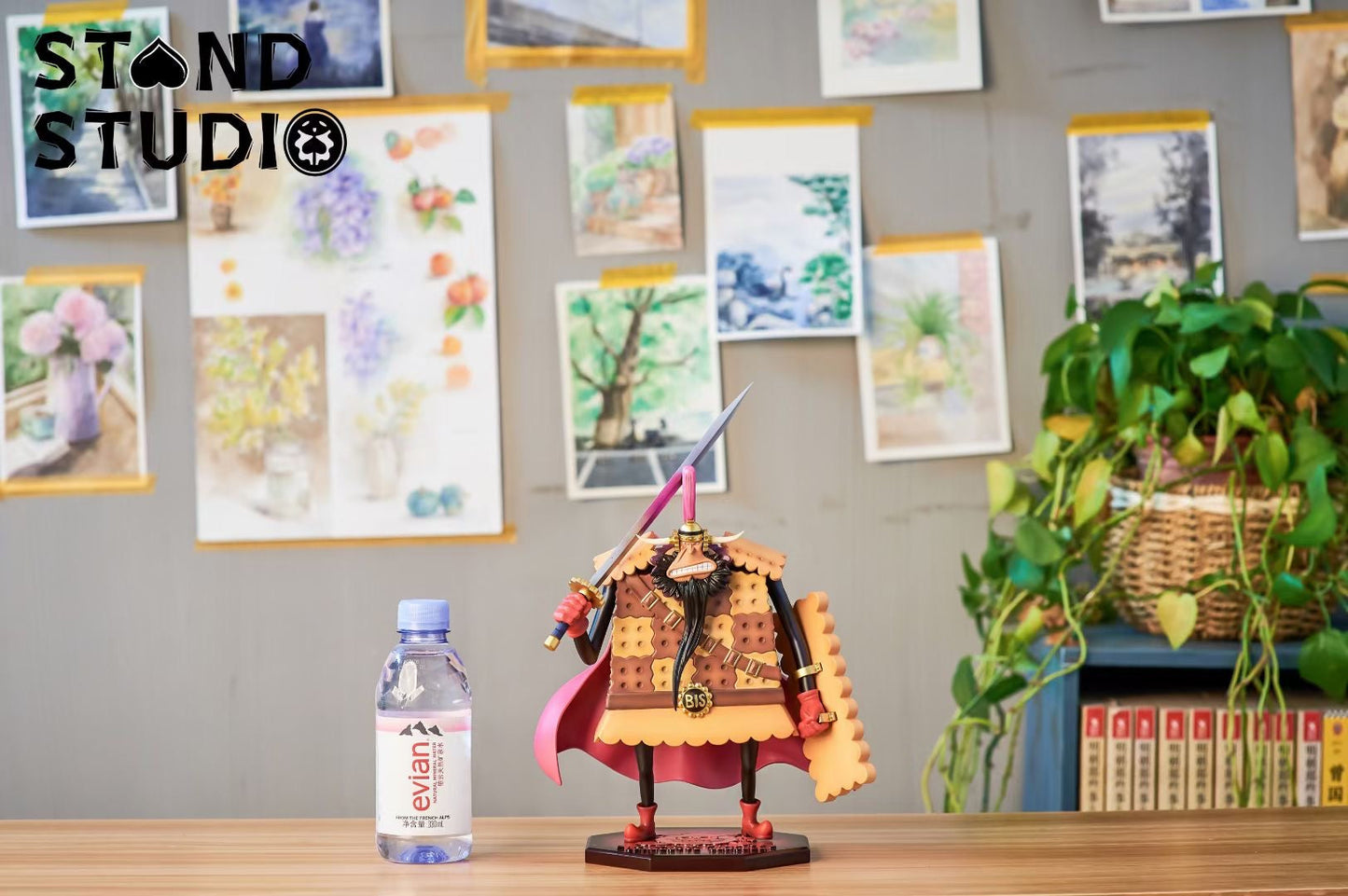 Stand Studio - Charlotte Cracker | 夏洛特·克力架