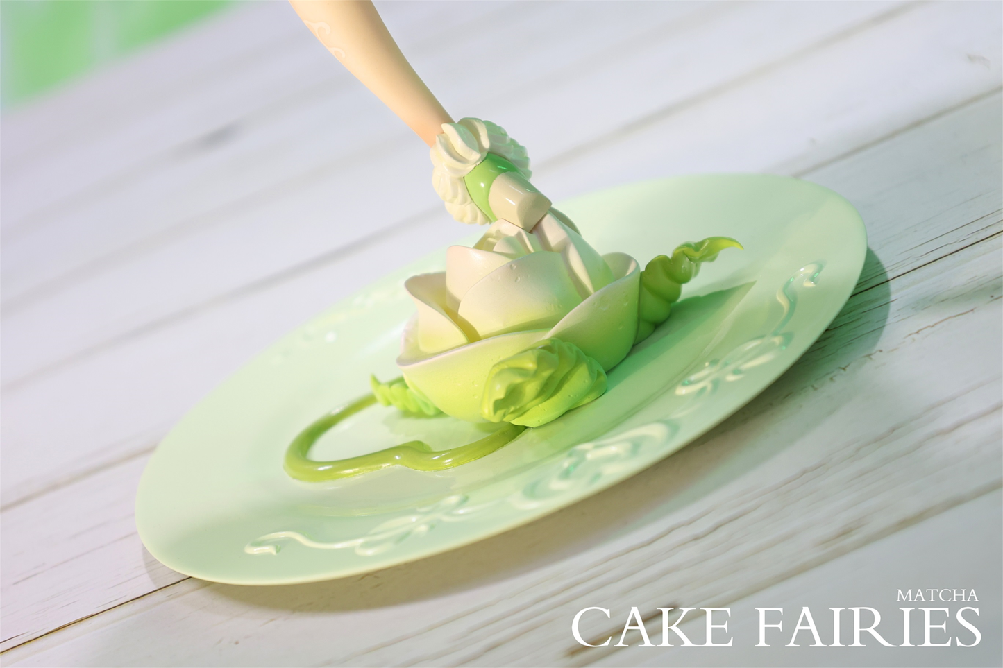 WeArtDoing Studio - Cake Fairies Strawberry & Matcha | 甜点精灵 芝士草莓 & 抹茶慕斯