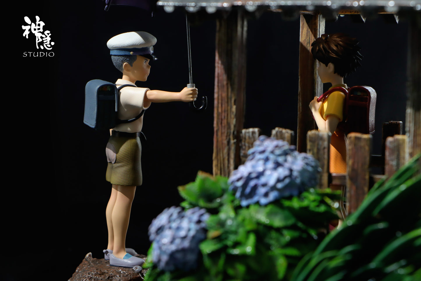 【Pre-sale】Totoro Tenderness in the Rain with LED-ShenYin Studio