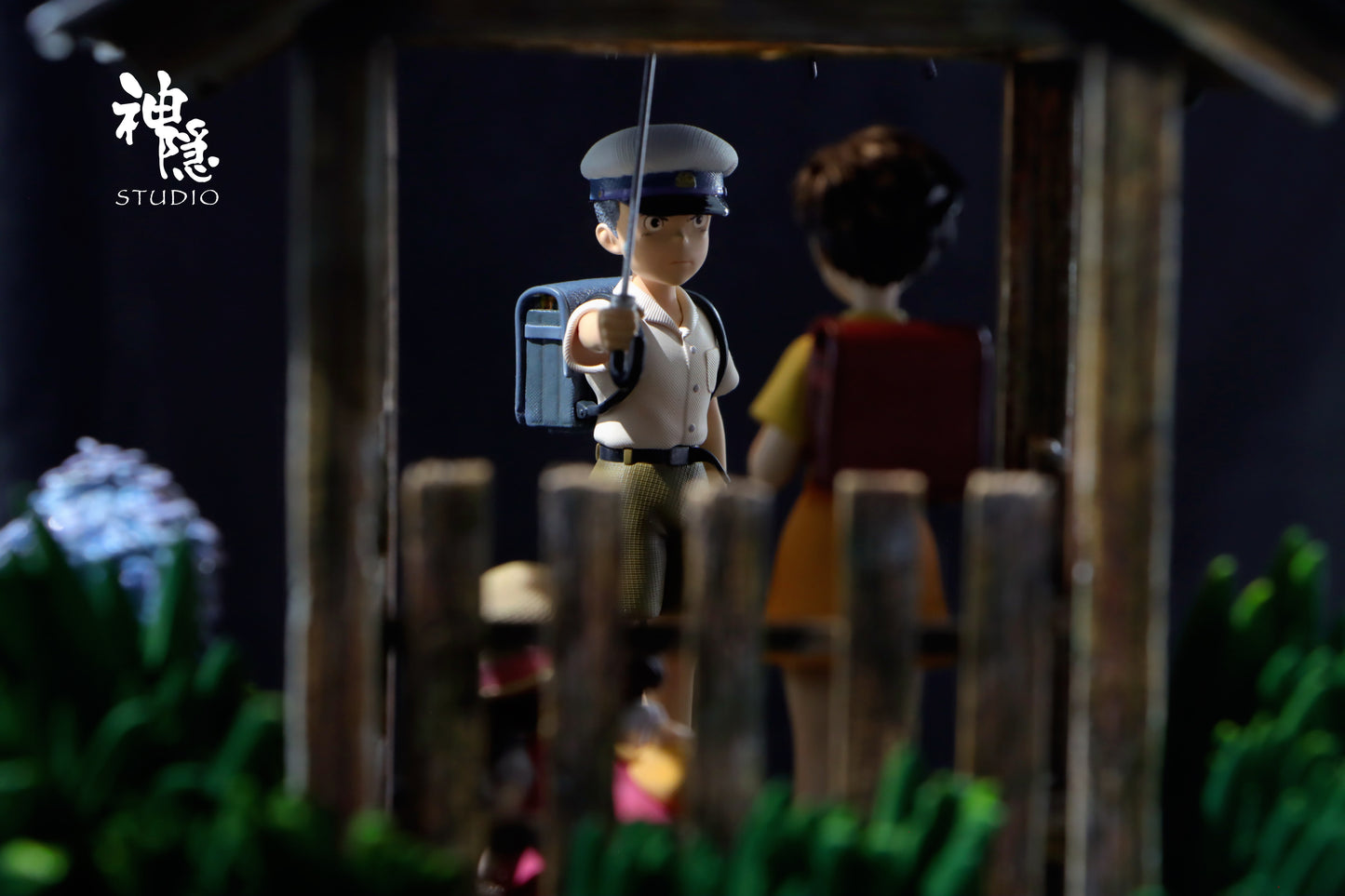 【Pre-sale】Totoro Tenderness in the Rain with LED-ShenYin Studio