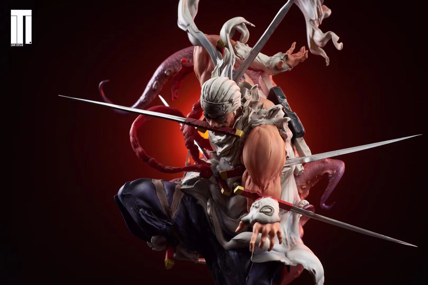 Iron Curtain Studio - Eight Tails Killer Bee | 八尾奇拉比