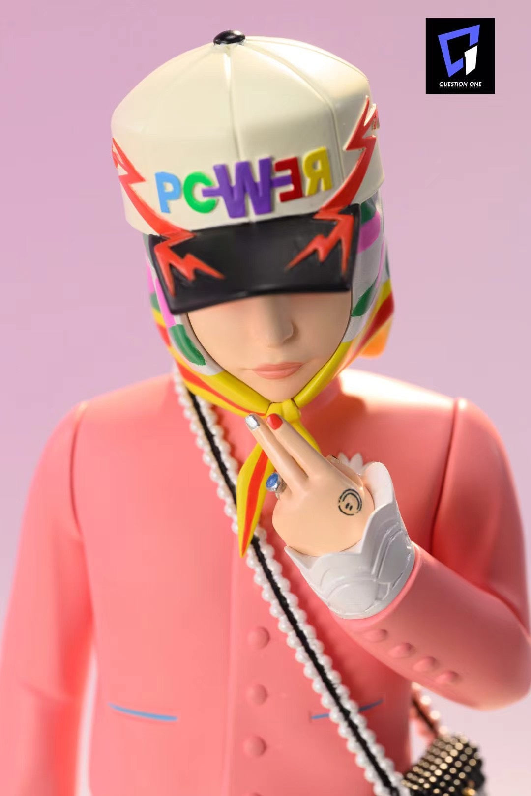 Question One Studio - Kpop God G-Dragon | 韩流天王 G-Dragon