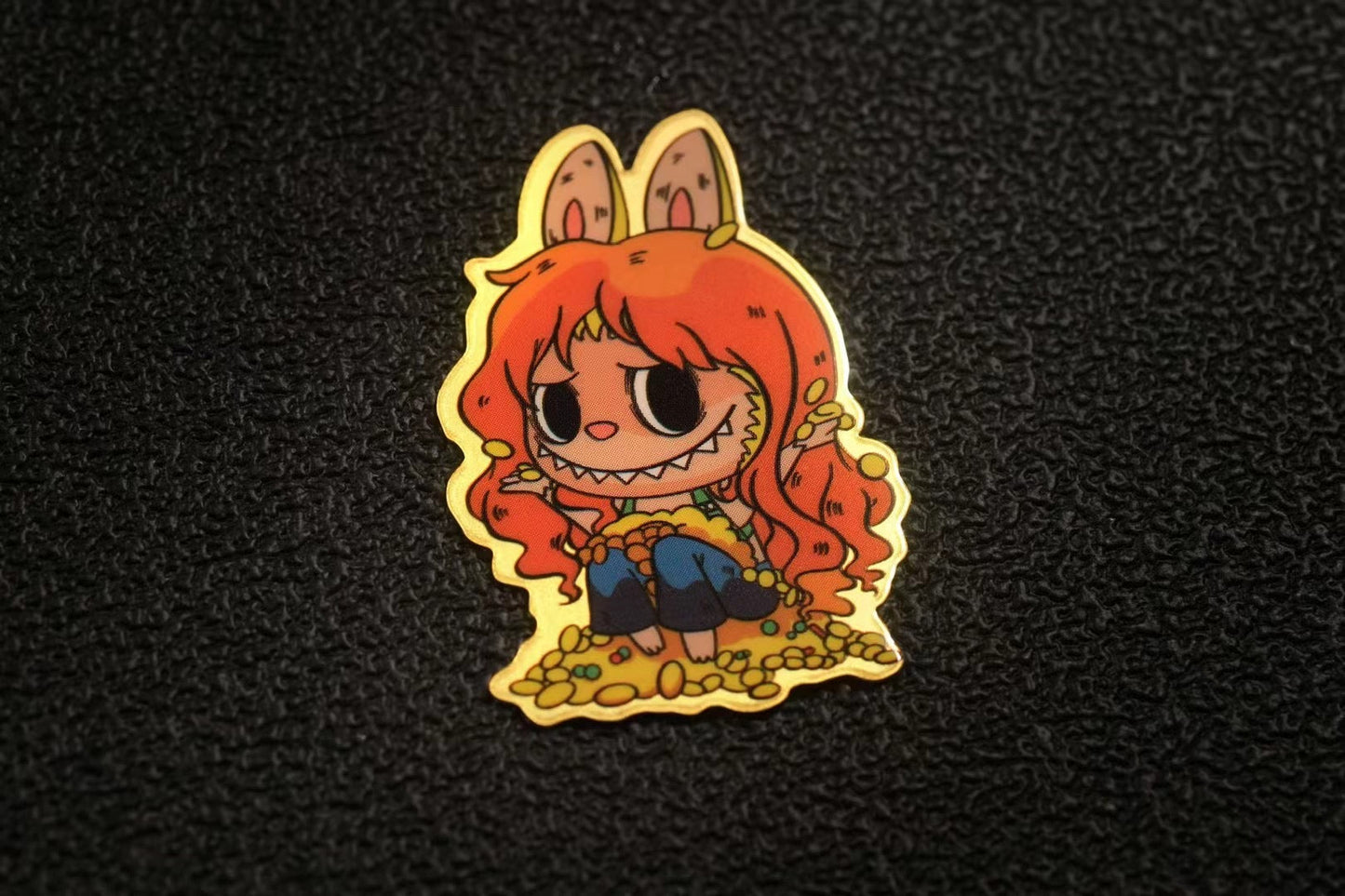 Labubu x One Piece - Labubu collaboration One Piece pure gold sticker | 拉布布联名海贼王纯金贴纸