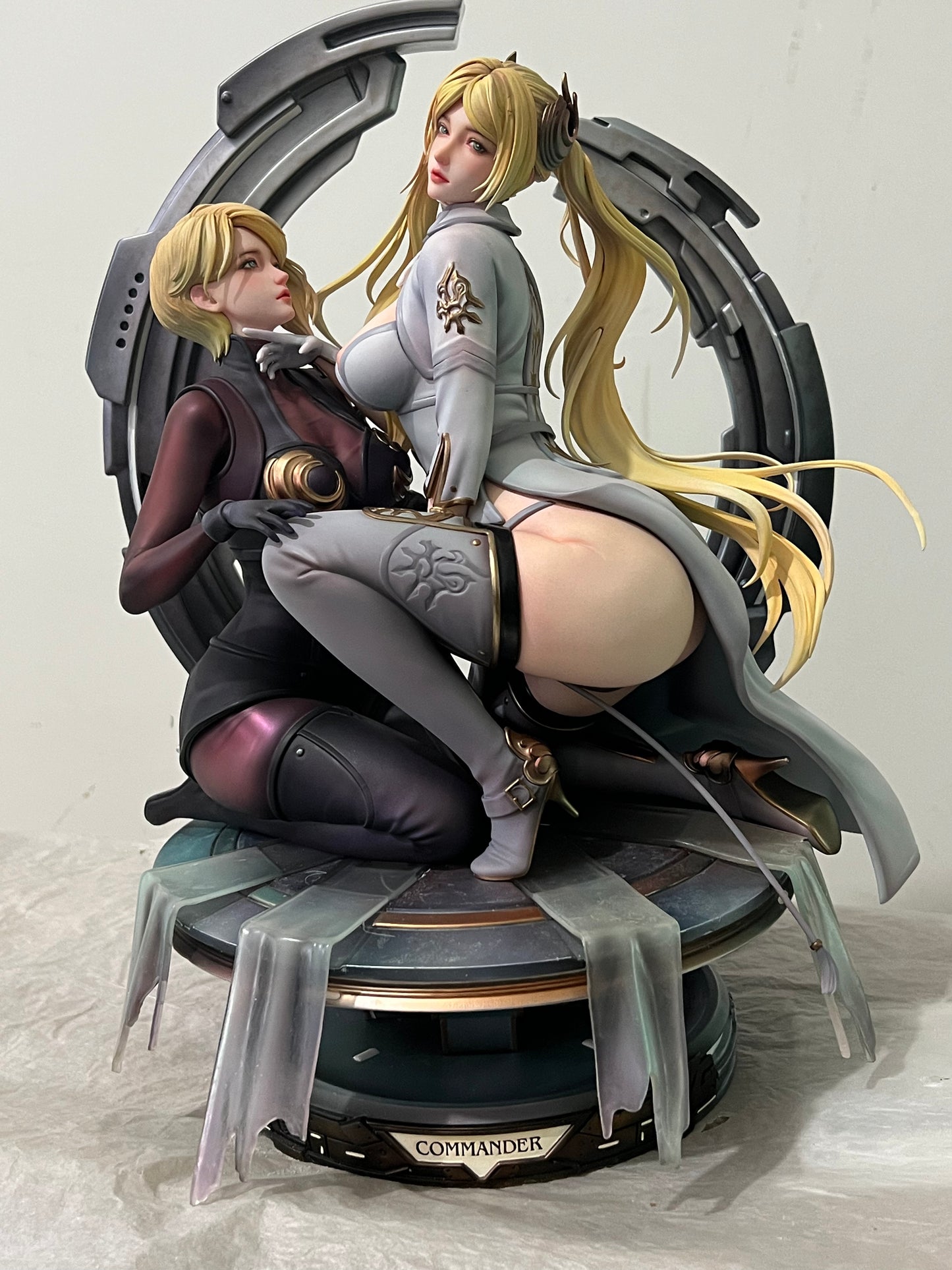 Thunder Studio - YoRHa Commander x Operator NieR:Automata